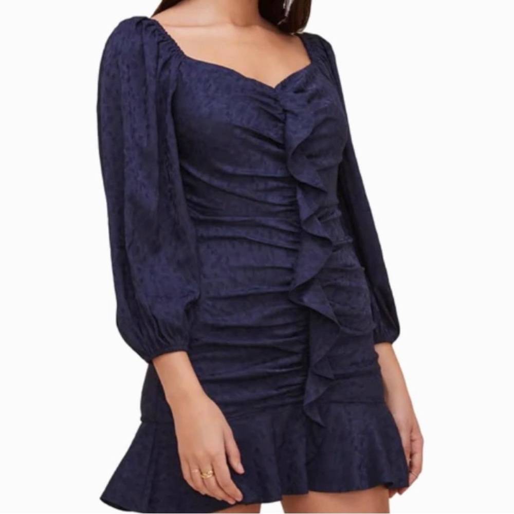 ASTR the Label Sweetheart Cinched Ruffle
Front Mini Dress Navy Blue Size Small